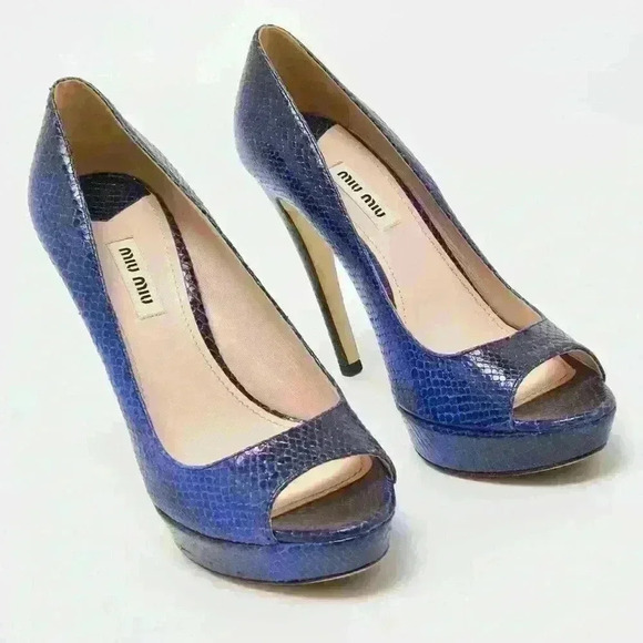 MIU MIU Blue Python Embossed Leather Peep Toe Platform Pumps - Picture 13 of 15